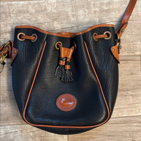 Dooney & Bourke Vintage All-Weather Leather Blue Drawstring Bucket Bag - Picture 2 of 8
